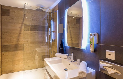 Le Grand-Saconnex Hotel | Top-Rated ibis Styles Genève Palexpo Aéroport Hotel