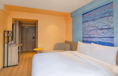 Vagator Hotel | Experience ibis Styles Goa Vagator - Oceanfront Bliss Await!