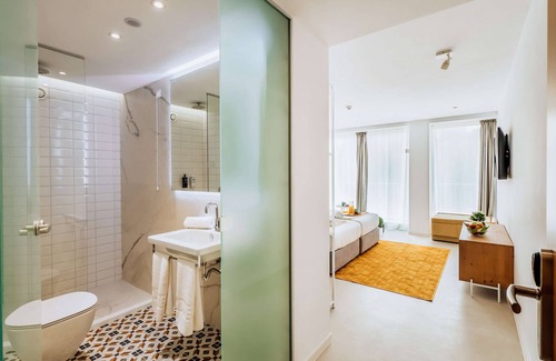 Golden Sands Hotel | Discover the Comfort of ibis Styles Golden Sands Roomer Hotel