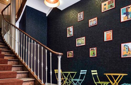 Hyeres City Centre Hotel | Relaxing Ibis Styles Hyères Rooftop & Spa with Hot Tub