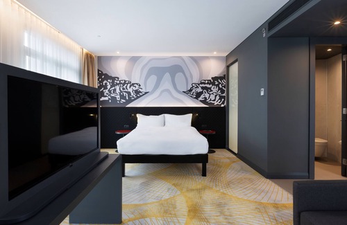 Merter Hotel | Discover ibis Styles Istanbul Merter: 5-Star Comfort & Spa