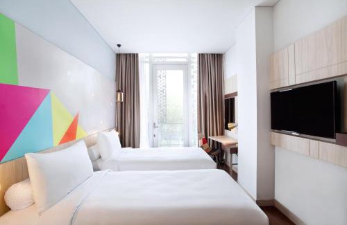 Tanjung Priok Hotel | Budget-Friendly Ibis Styles Jakarta Sunter with Pool & Breakfast