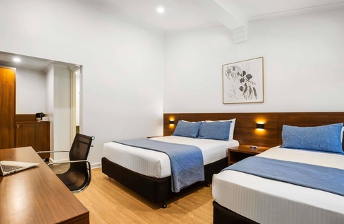 Karratha Hotel | Family-Friendly ibis Styles Karratha with Pool & Dining