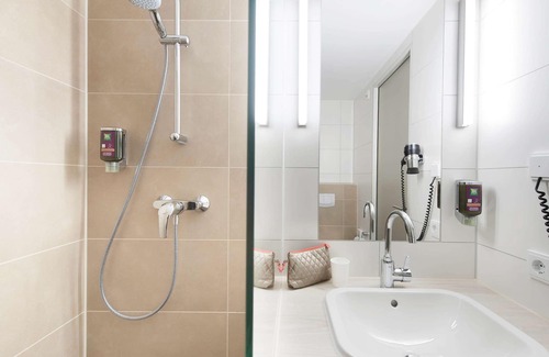 Konstanz Hotel | Relaxing Stay at ibis Styles Konstanz with Pool & Spa