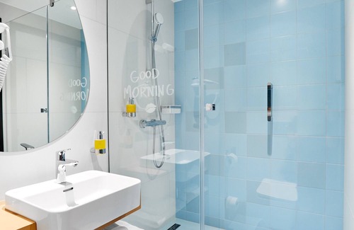 Grzegorzki Hotel | Discover ibis Styles Kraków Centrum: Top-Rated with Spa