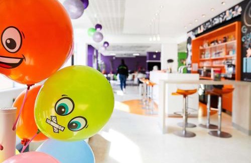 Lille Centre Ville Hotel | Pet-Friendly ibis Styles Lille Centre with Great Amenities