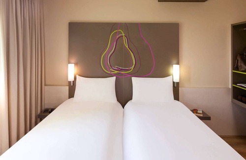Lleida Hotel | Inviting ibis Styles Lleida Torrefarrera with Spa & Dining