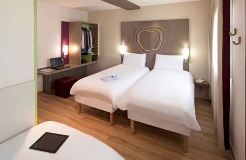 Lleida Hotel | Inviting ibis Styles Lleida Torrefarrera with Spa & Dining