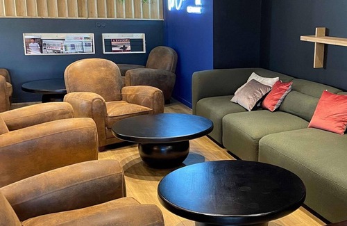 Caudan Hotel | Inviting ibis Styles Lorient Caudan with Pool & Dining Options