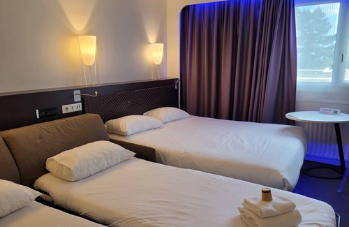 Caudan Hotel | Inviting ibis Styles Lorient Caudan with Pool & Dining Options