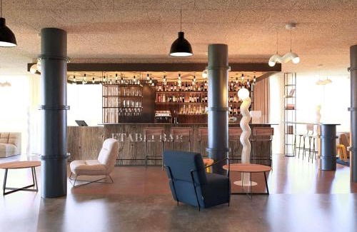 La Doua Hotel | Discover Ibis Styles Lyon Villeurbanne near Parc de la Tête d'Or
