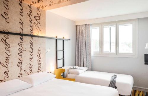Meaux Hotel | Modern ibis Styles Meaux Centre: Pet-Friendly & Family Ready