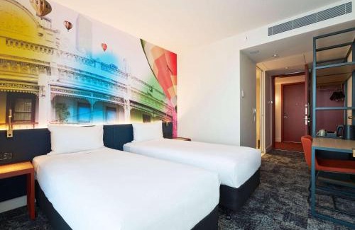 Melbourne Airport Hotel | Modern ibis Styles Melbourne Airport: Rated 8.7/10 with Spa