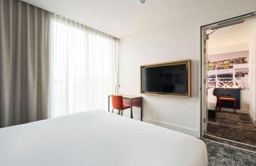Melbourne Airport Hotel | Modern ibis Styles Melbourne Airport: Rated 8.7/10 with Spa