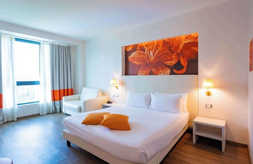 Settala Hotel | Discover ibis Styles Milano Est Settala: Rated 9.2/10 with Pool