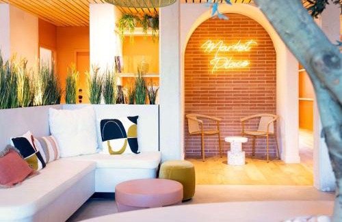 Montauban Hotel | Relax at ibis Styles Montauban with Pool & Ocean Views