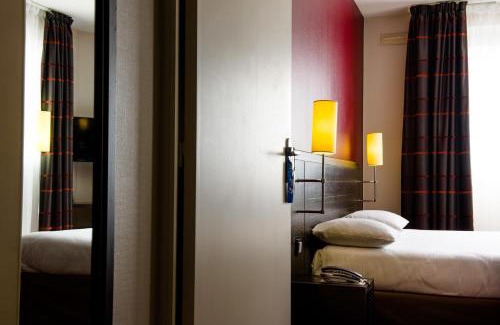 Nantes Centre Hotel | Discover ibis Styles Nantes Centre: Pet-Friendly & Accessible