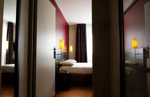 Nantes Centre Hotel | Discover ibis Styles Nantes Centre: Pet-Friendly & Accessible