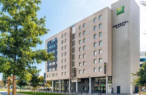 L'Arenas Hotel | Stay at ibis Styles Nice Aéroport with Ocean View & Pool