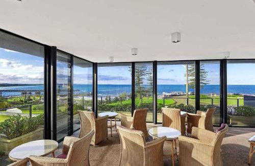 Port Macquarie Hotel | Pet-Friendly ibis Styles Port Macquarie with Ocean Views