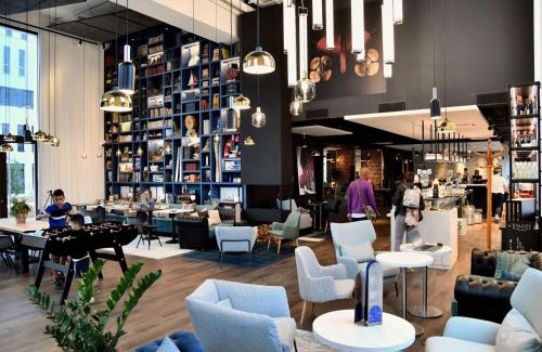 Saint-Nazaire Hotel | Convenient ibis Styles Saint Nazaire Centre Gare Stay