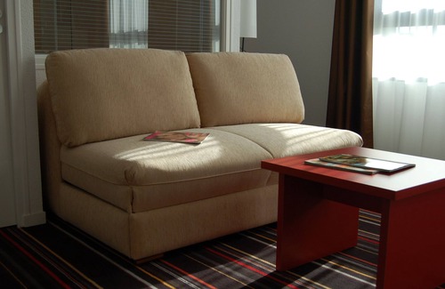 Segre Hotel | Relax at ibis Styles Segre: Spa, Restaurant & Family-Friendly