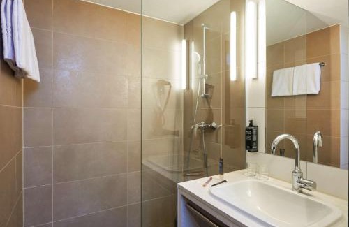 Singen Hotel | Discover Ibis Styles Singen: Pet-Friendly with Pool Access