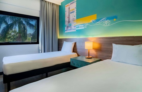 Sorocaba Hotel | Discover Ibis Styles Sorocaba Santa Rosalia: Pool & Dining