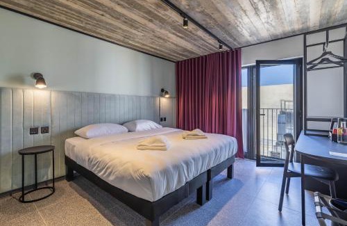 Qawra Hotel | Discover ibis Styles ST Pauls Bay Malta with Ocean Views
