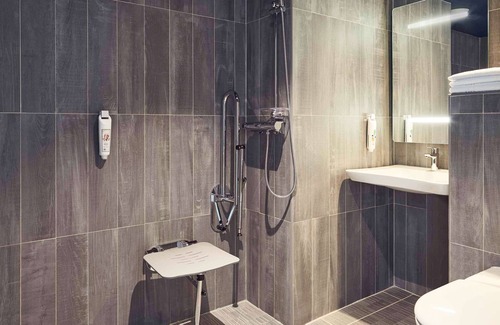 La Seyne-sur-Mer Hotel | Relaxing Getaway at ibis Styles Toulon La Seyne sur Mer