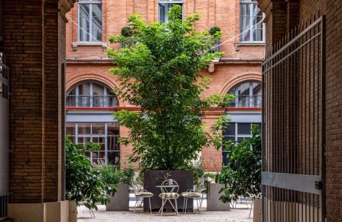 Toulouse City-Centre Hotel | Discover Ibis Styles Toulouse Capitole: Top Rated & Family-Friendly