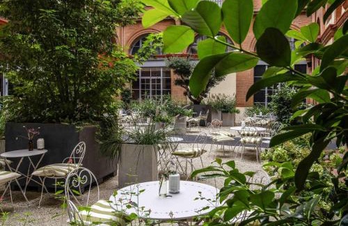 Toulouse City-Centre Hotel | Discover Ibis Styles Toulouse Capitole: Top Rated & Family-Friendly