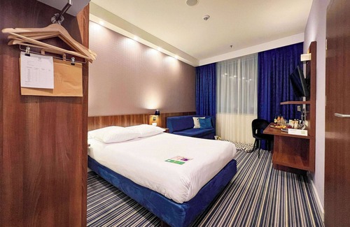 Walbrzych Hotel | Discover ibis Styles Walbrzych: Rated 9.2/10 with Dining