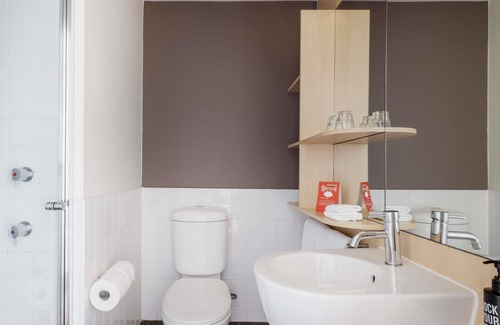 Sydney Olympic Park Hotel | Discover Ibis Sydney Olympic Park: Family-Friendly Retreat