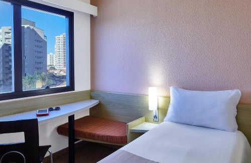 Taubate Hotel | Discover ibis Taubate: Pet-Friendly with Great Amenities