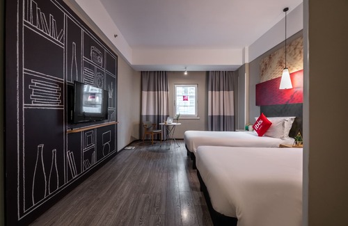 Siming Hotel | Budget-Friendly Stay at ibis Xiamen Kaiyuan with Great Amenities