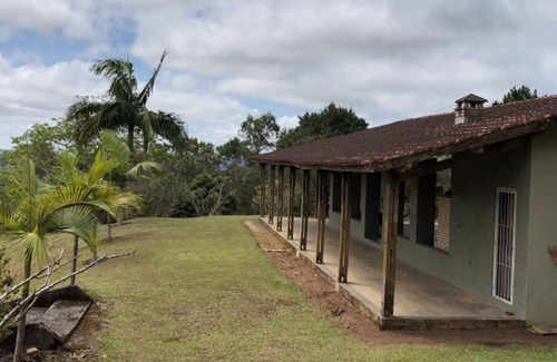 Ibiuna House | Discover Ibiuna - Sítio da Torre: Family-Friendly Retreat