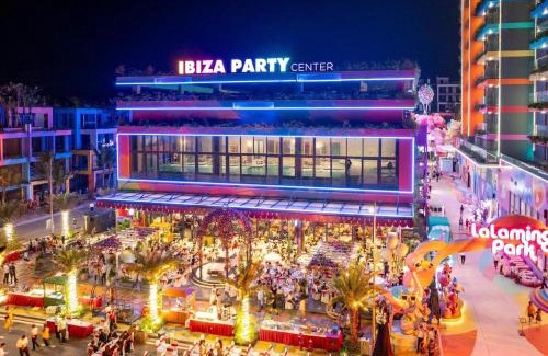 Trang Bom Resort | Relax at Flamingo Ibiza Hải Tiến with Oceanfront Amenities