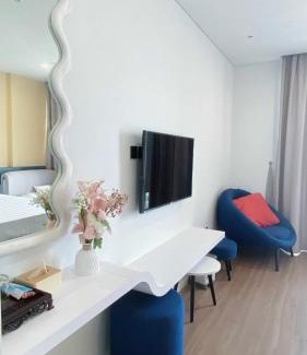 Trang Bom Resort | Relax at Flamingo Ibiza Hải Tiến with Oceanfront Amenities