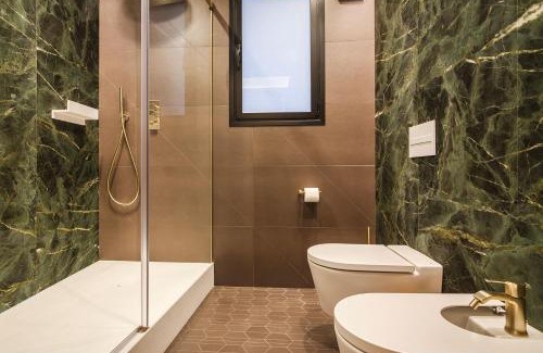 Logrono Historic Centre Hotel | Discover Ibiza Rooms: Guest Rated 9.2 with Breakfast & Dining