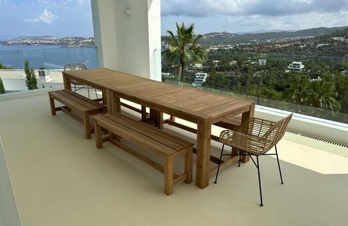 Sant Josep de sa Talaia Villa | Seaside Bliss at Villa Yng & Yang in Ibiza
