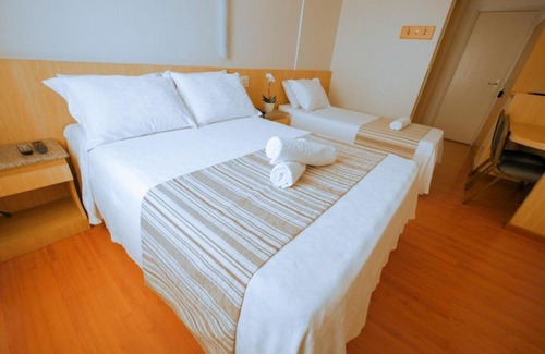 Icarai Hotel | Discover Icaraí Praia Hotel: Family-Friendly & Accessible Stay
