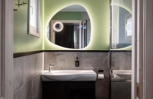 Jukkasjarvi Hotel | Icehotel: 4-Star Retreat with Pet-Friendly Amenities