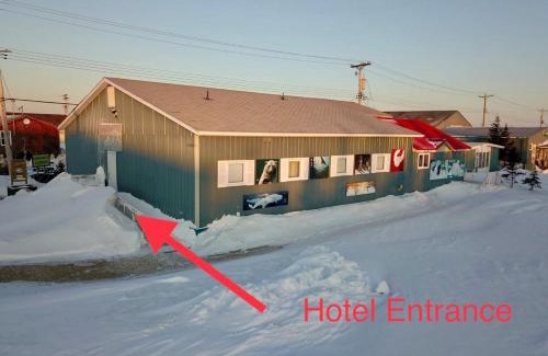 Churchill Hotel | Family-Friendly IceBerg Inn with 9/10 Guest Ratings
