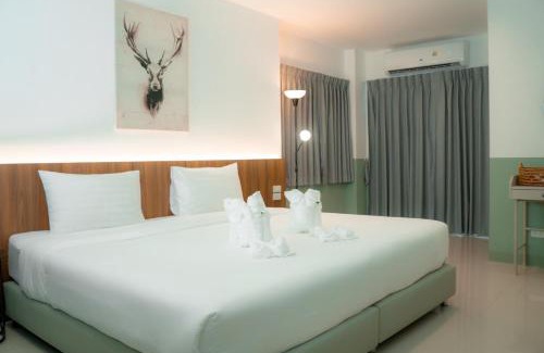 Bang Chalong Hotel | Elegant iChapter Suvarnabhumi with Spa & Pool Access