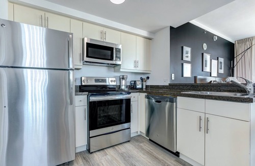 Coconut Grove Hotel | Relaxing Oceanfront Retreat at iCoconutGrove Rentals