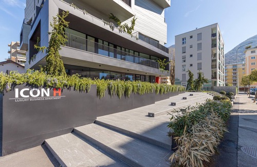 Viganello Apartment | Discover Icon H 503 Suite: Micro-Living with Modern Amenities