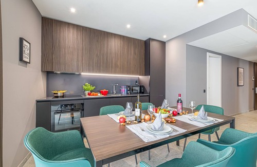 Lugano Apartment | Elegant ICON H 602 Suite Executive in Scenic Lugano