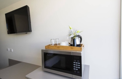 Mount Isa City Hotel | Inviting Icon on Isa: Family-Friendly Stay with Breakfast