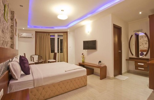 Marathahalli Hotel | Inviting Icon Suites by Bhagini: Family-Friendly Stay